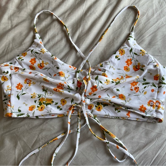 SHEIN white floral bikini top 4XL - Picture 2 of 2